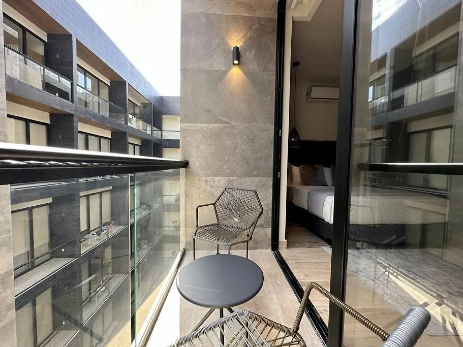 1Br Beautiful Condo -Rooftop Pool With Stunning View Playa del Carmen Apartment